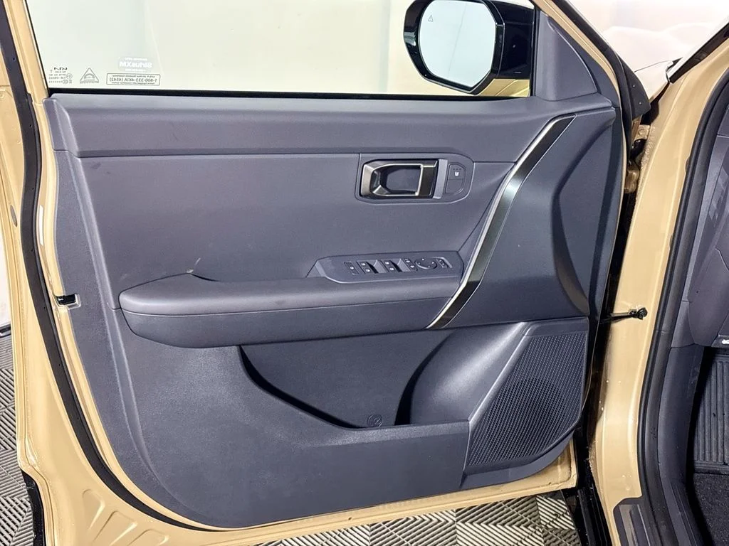 New 2027 Terrain Brown / Black Roof Kia X-Line image 10