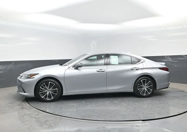 Certified Used 2024 Iridium Lexus 350 image 4