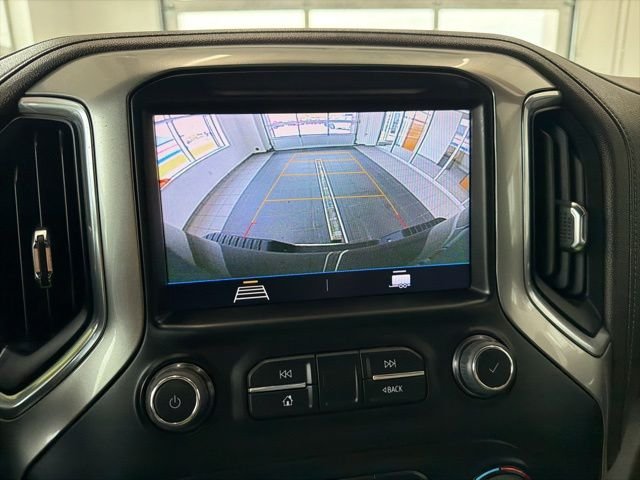 Used 2023 Black Chevrolet  image 21