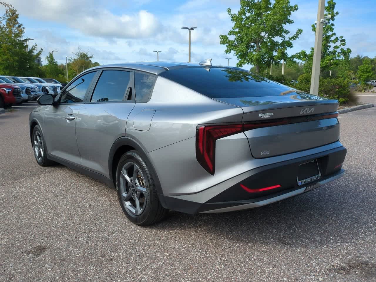 Used 2025 Steel Gray Kia LXS image 4
