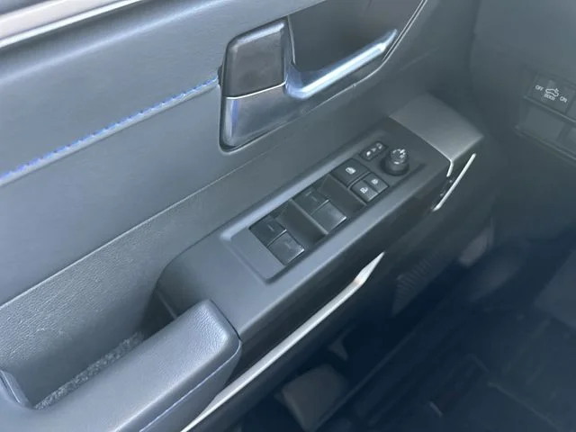 Used 2025 Black Toyota Platinum image 14