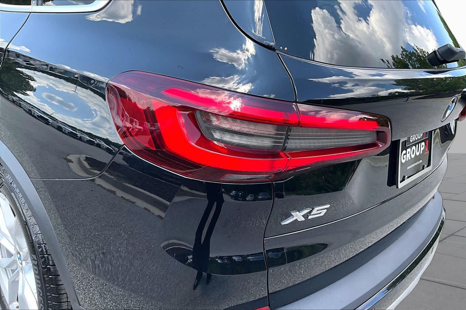 Certified Used 2023 Jet Black BMW xDrive40i image 29