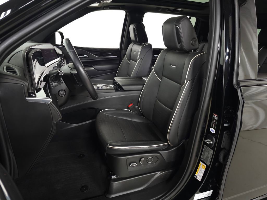 2023 Cadillac Escalade ESV Sport - Photo 16