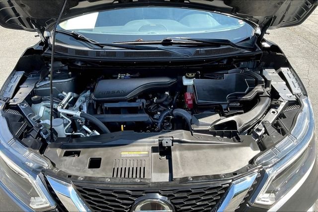 Used 2022 Gray Nissan SL image 31