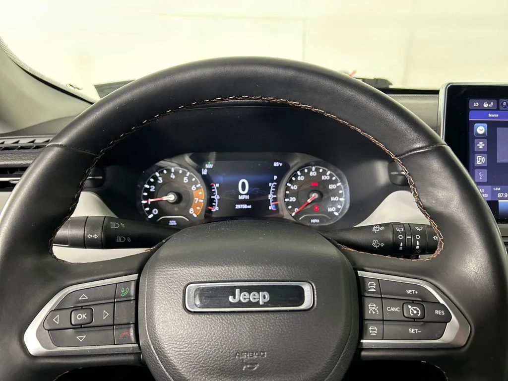 Used 2022 White Jeep Limited image 13