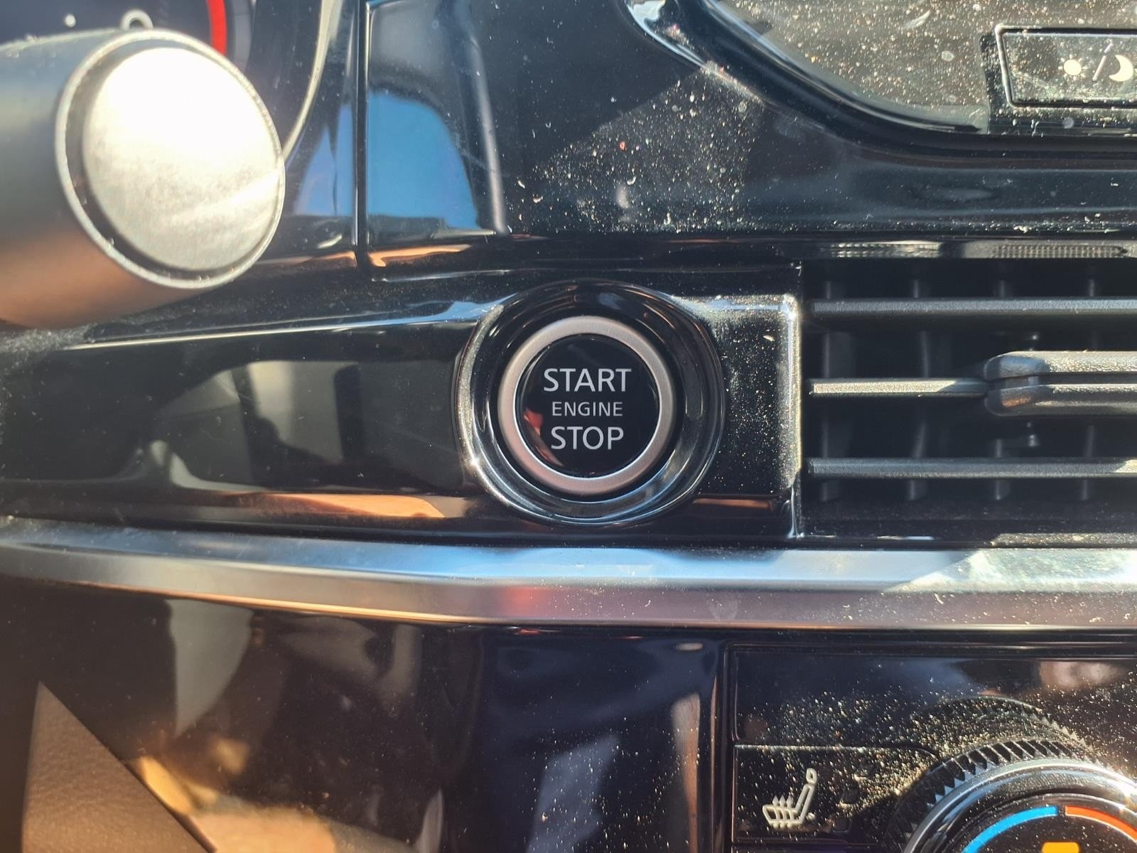 2023 Nissan Pathfinder Platinum  at Robbins Nissan