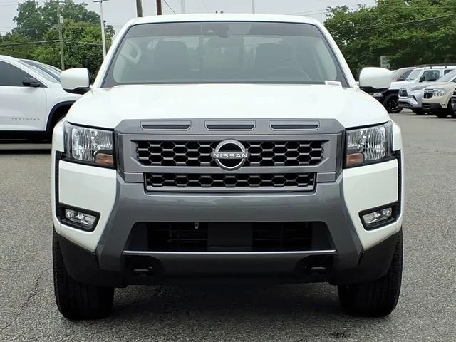 Used 2025 White Nissan Crew Cab SV 4x4 image 36