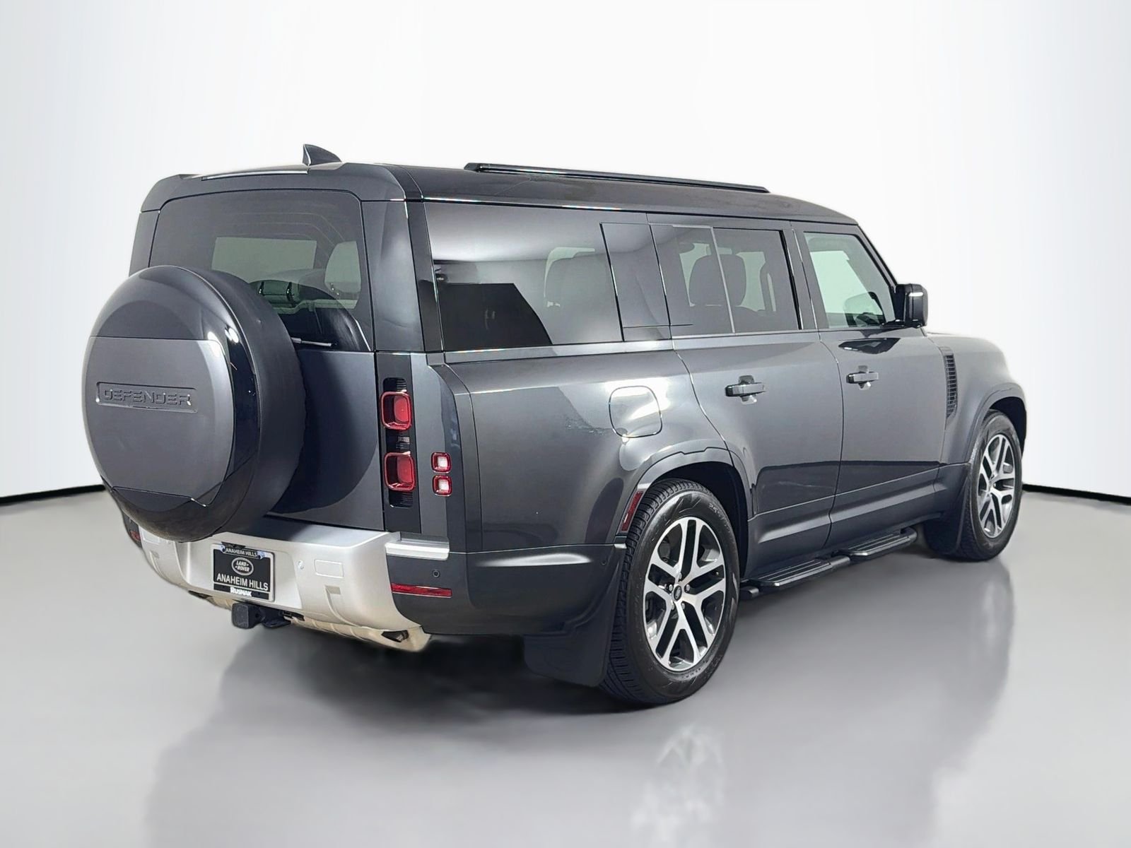 Used 2025 Carpathian Gray Premium Metallic Land Rover S image 5