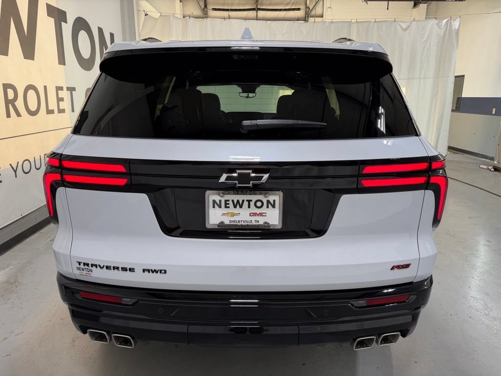 New 2026 Polar White Tricoat Chevrolet RS image 35