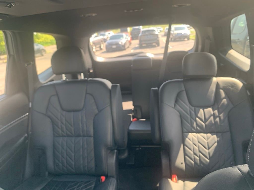 Used 2024 Gray Kia EX X-Line image 25