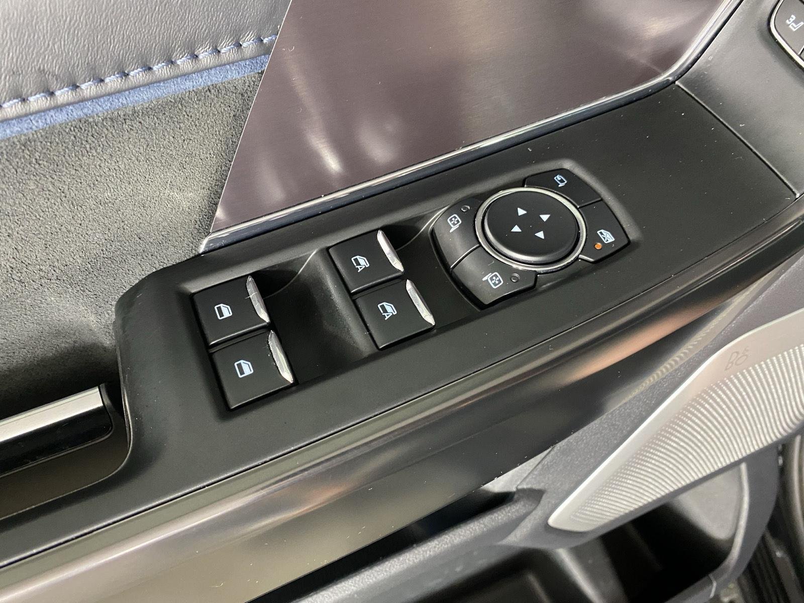 Used 2024 Agate Black Ford Platinum image 22