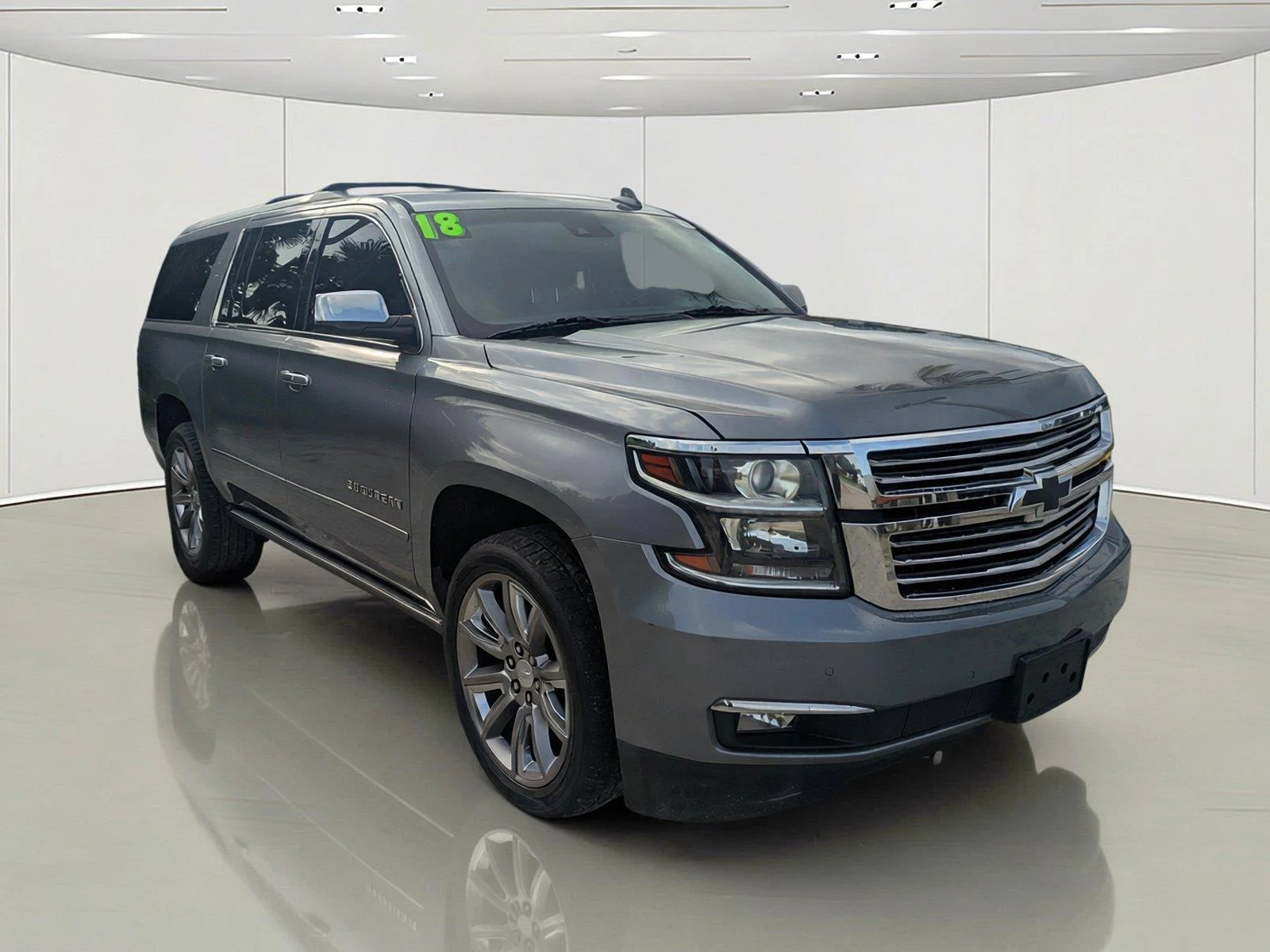 Used 2018 Satin Steel Metallic Chevrolet Premier image 3