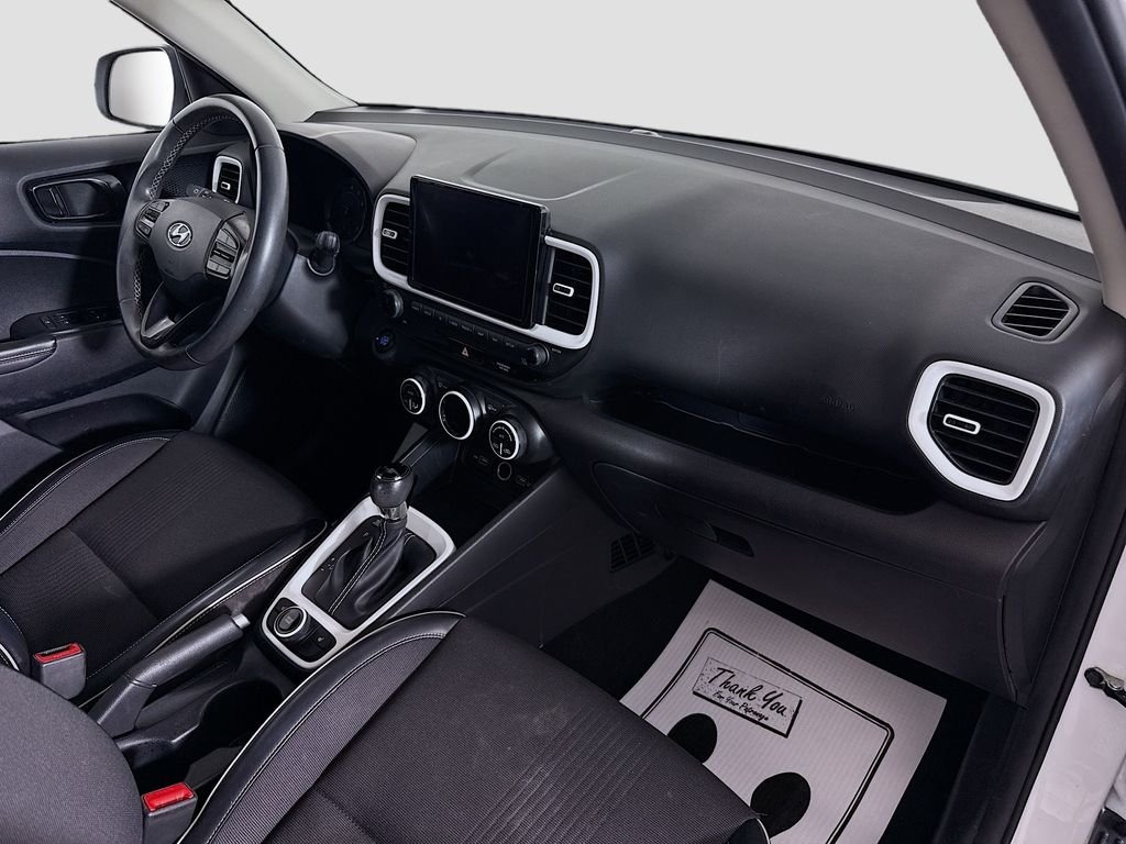 Used 2022 White Hyundai Limited image 28