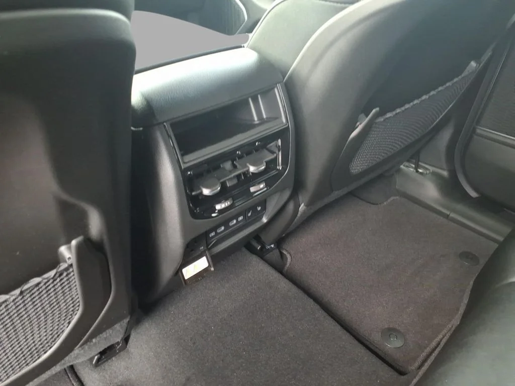 New 2026 Steel Blue Exterior Paint Jeep Limited Reserve image 8