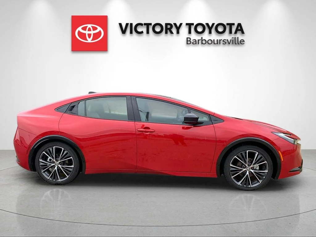 Used 2025 Red Toyota Limited image 6