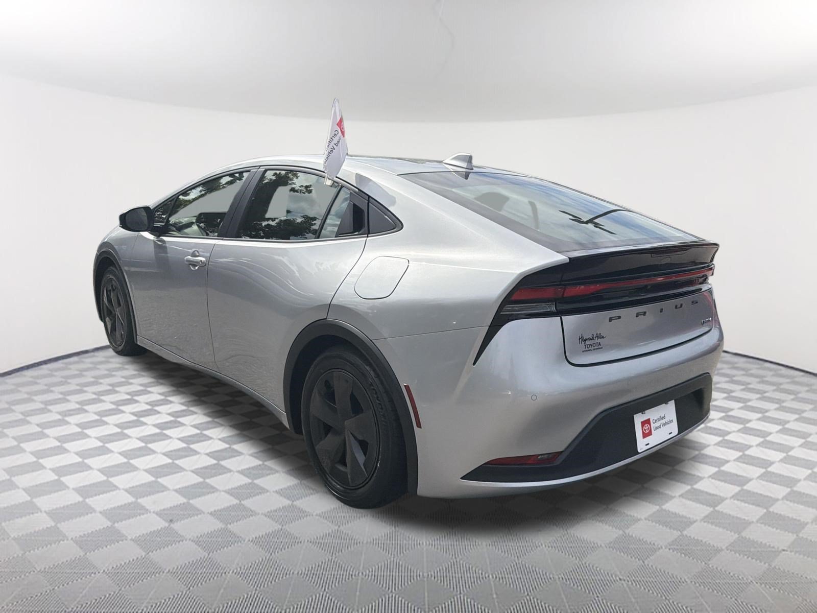 Certified Used 2025 Cutting Edge Toyota LE image 15