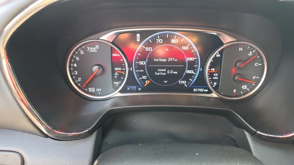 Used 2019 Red Chevrolet RS image 18