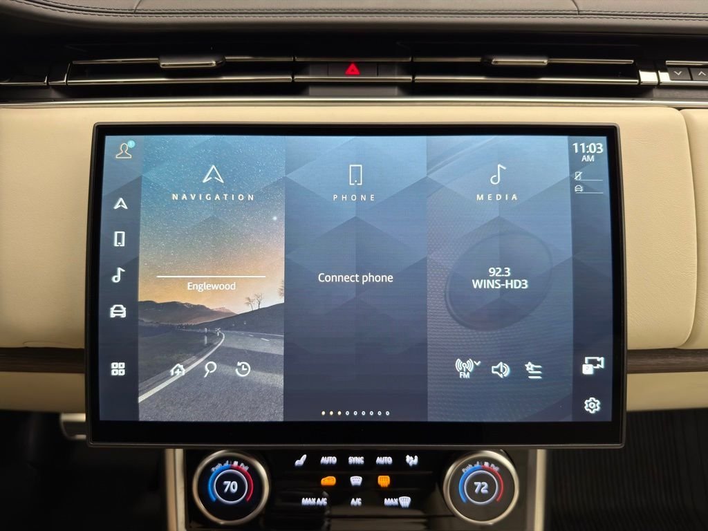 Used 2023 Batumi Gold Premium Metallic Land Rover SE image 14