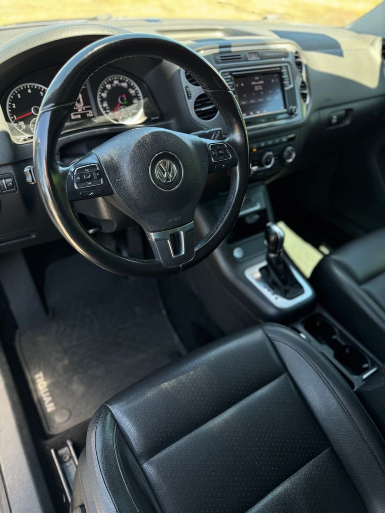 Used 2017 Pepper / Gray Volkswagen 2.0T S image 30