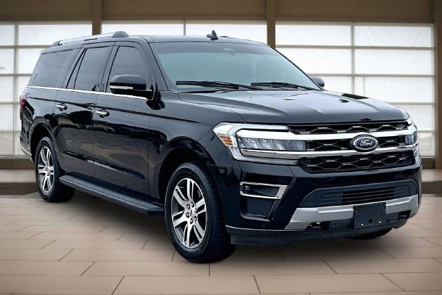 Used 2023 Black Ford Limited image 12