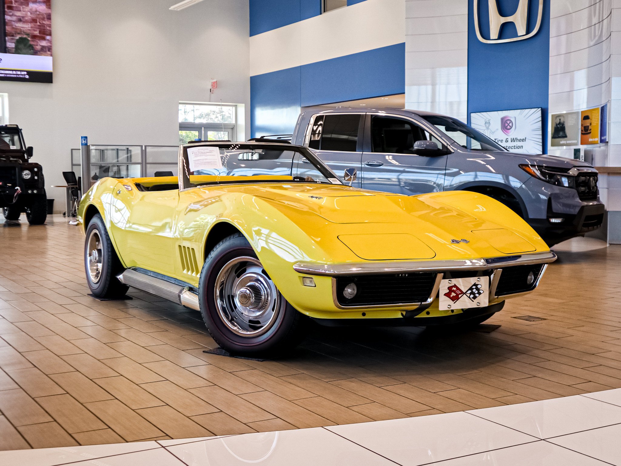 Used 1968 Yellow Chevrolet  image 1