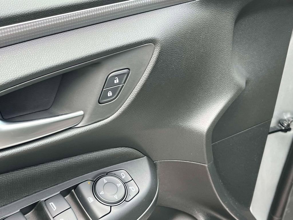 New 2026 Moonstone Gray Metallic Buick Avenir image 19