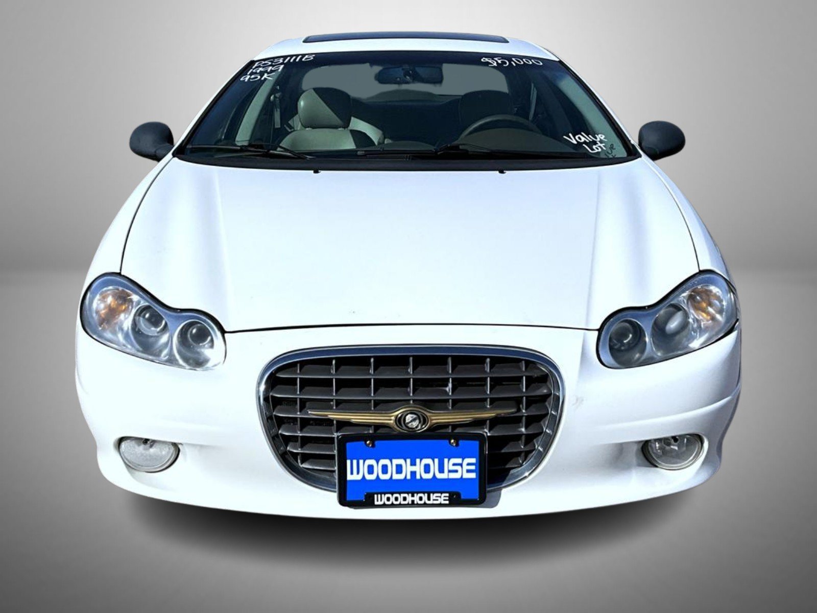 Used 1999 White Chrysler Base image 2