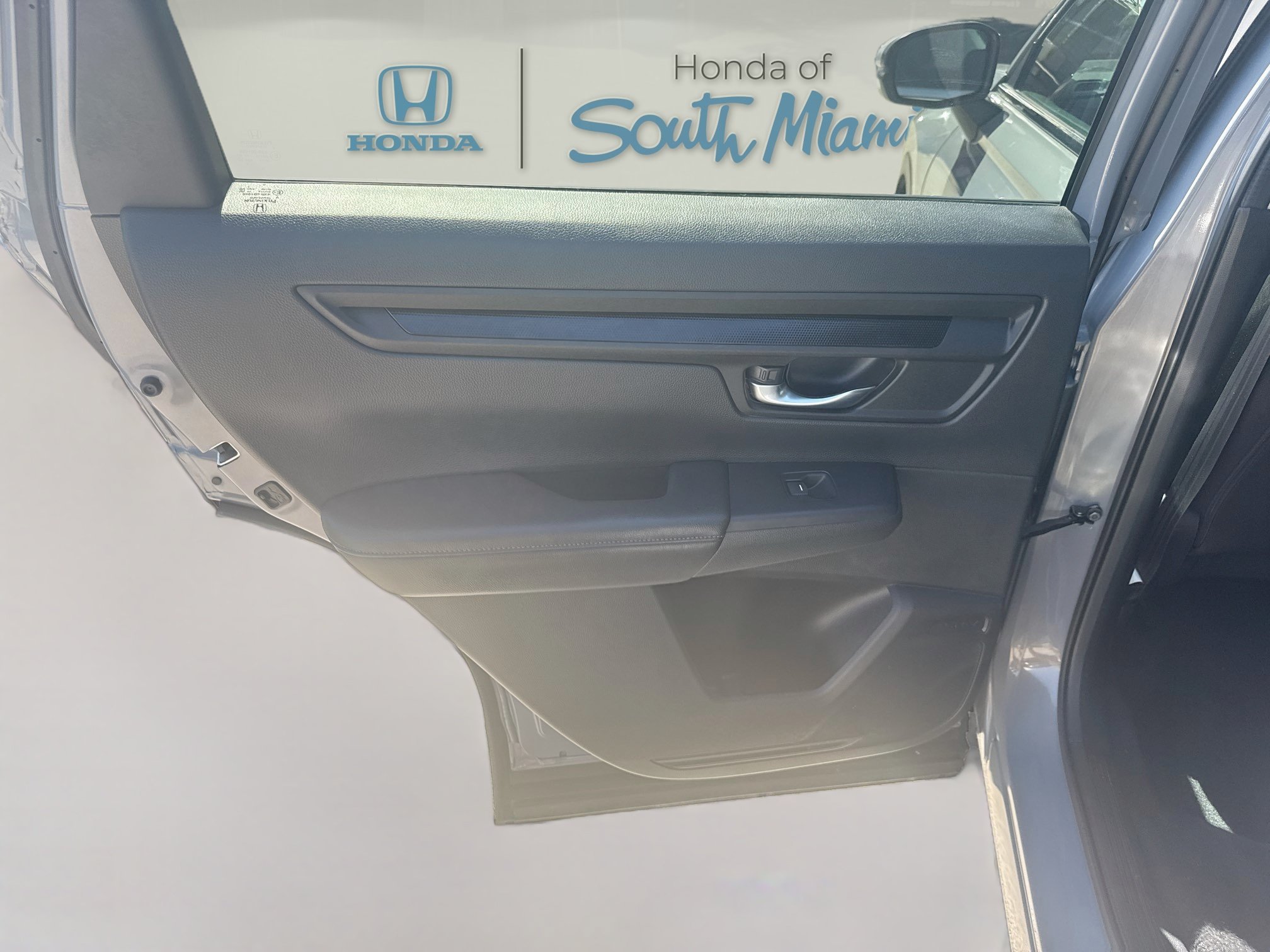 2025 Honda CR-V LX - Photo 25