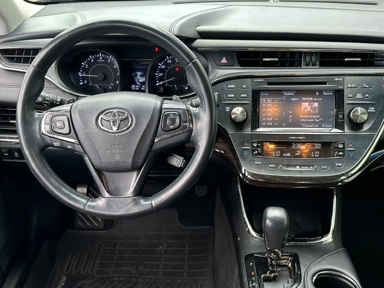 Used 2015 Mica Toyota XLE Touring image 13