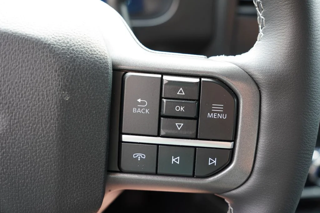 Used 2026 Oxford White Ford Lariat image 35