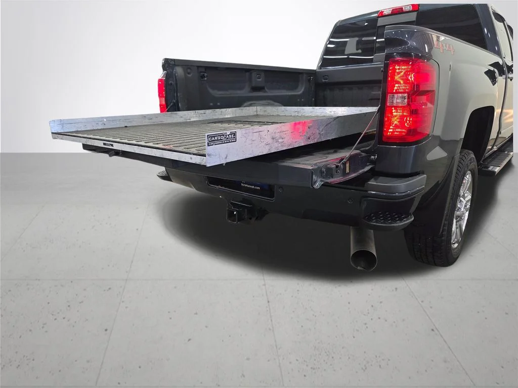 Used 2018 Gray Chevrolet High Country image 13