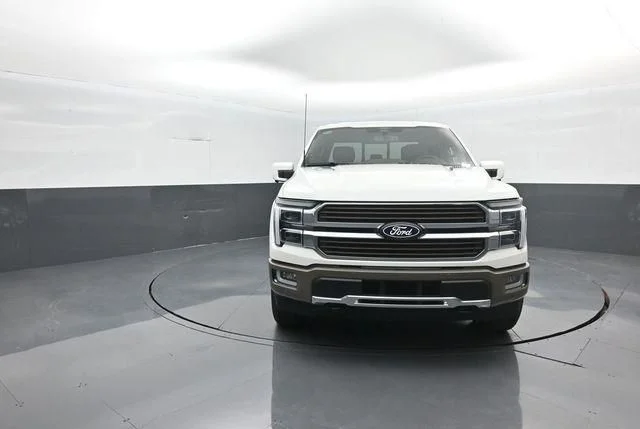 New 2026 Star White Metallic Tri-Coat Ford King Ranch® image 3
