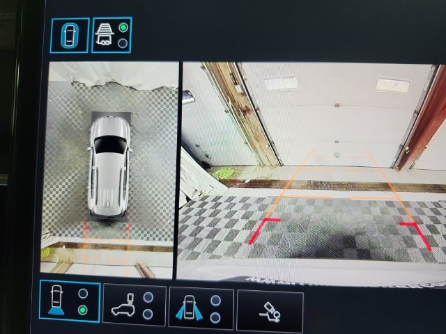 New 2026 Glacier White Tricoat GMC Elevation image 20