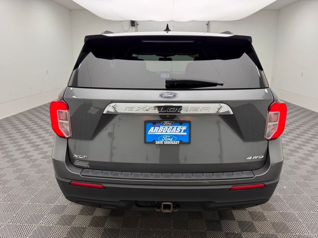 Used 2023 Gray Ford XLT image 10