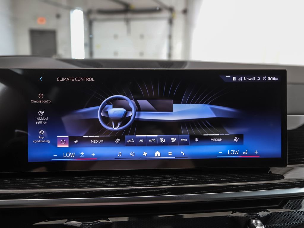 New 2026 Carbon Black Metallic BMW xDrive40i image 18