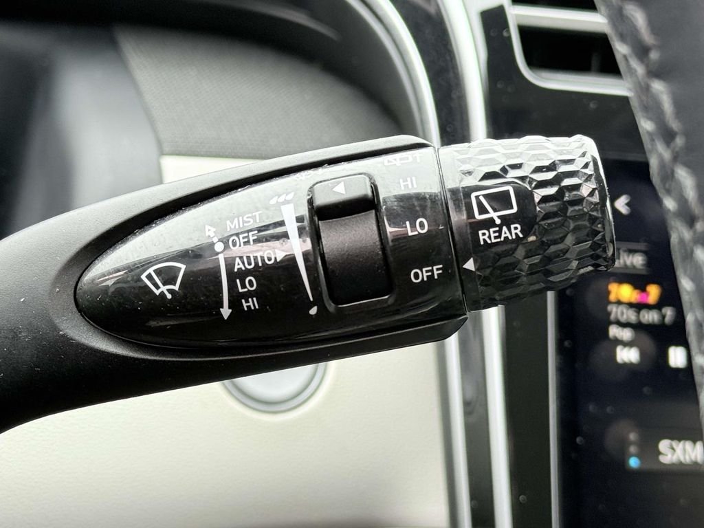 Used 2022 Red Hyundai Limited image 26