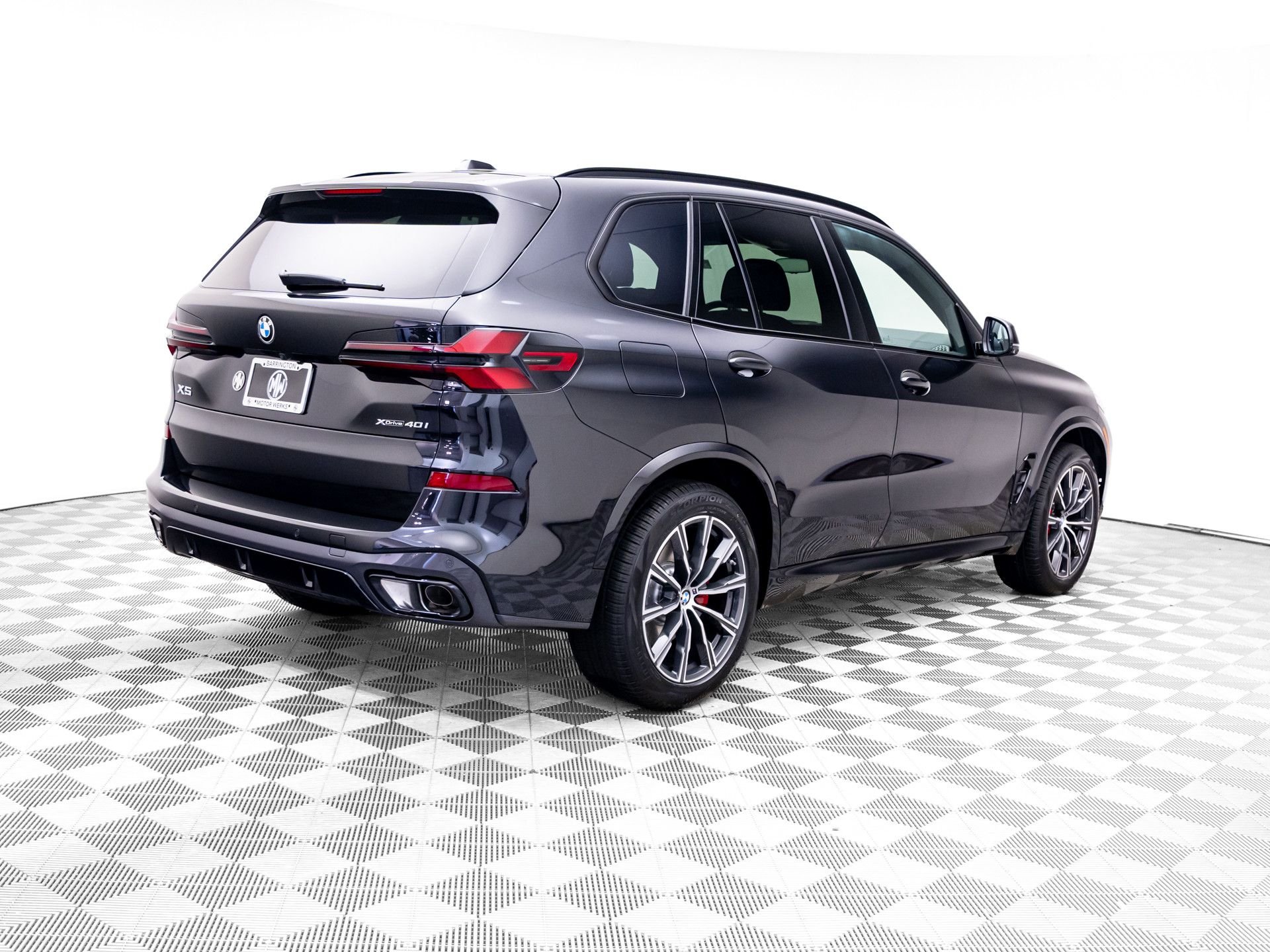 New 2026 Black Sapphire Metallic BMW xDrive40i image 6