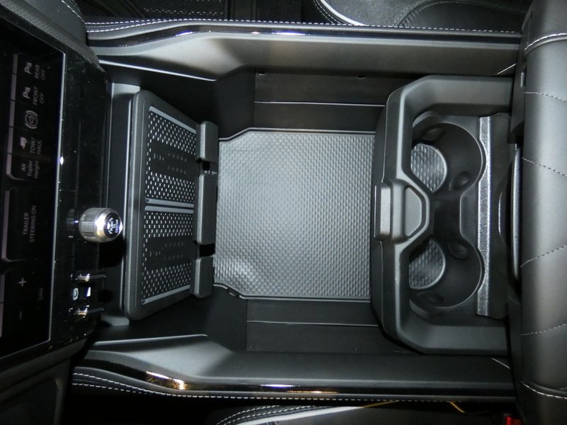 2026 RAM 3500 Limited - Photo 23