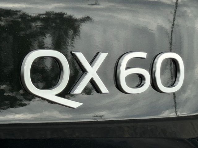 New 2027 MINERAL BLACK INFINITI Luxe FWD image 5