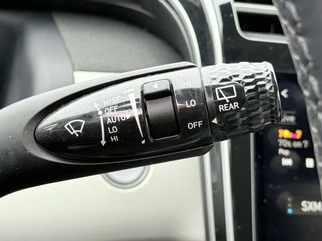 Used 2022 Red Hyundai Limited image 26