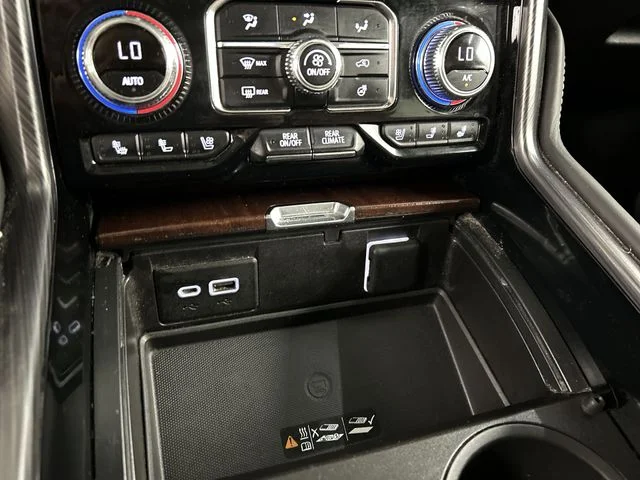 2023 GMC Yukon Denali Ultimate - Photo 19