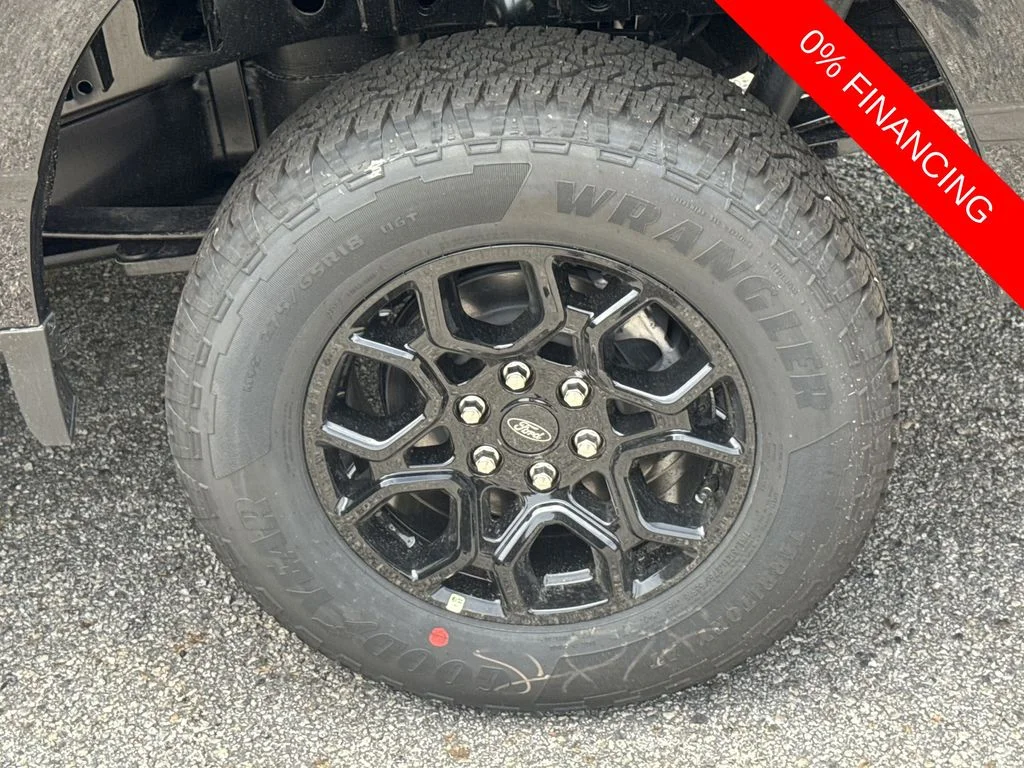 New 2026 Agate Black Metallic Ford XLT image 19