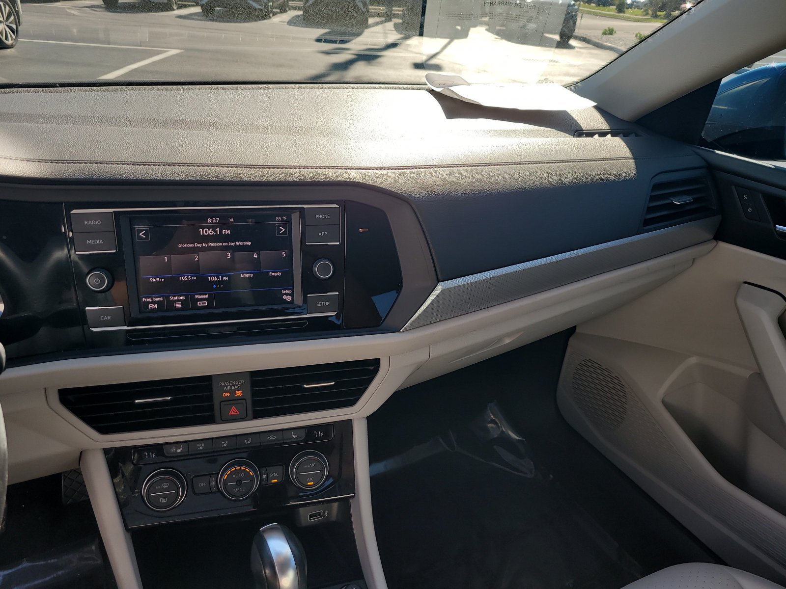 Used 2019 Blue Volkswagen 1.4T S image 19