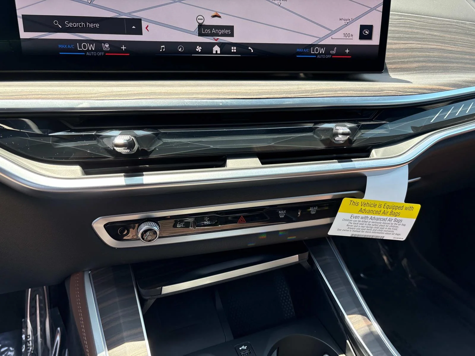2025 BMW X5 M60i - Photo 24