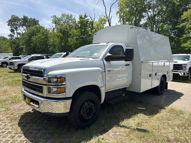 2024 Chevrolet Silverado 5500 HD Work Truck