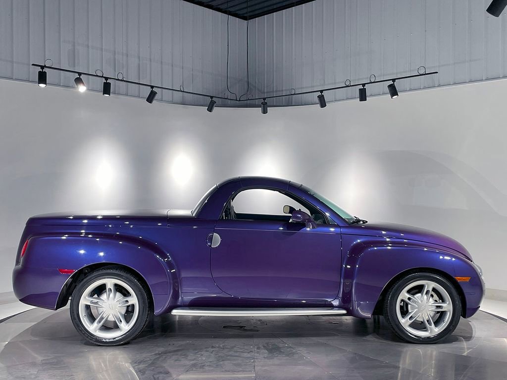 2004 Chevrolet SSR LS - Photo 70