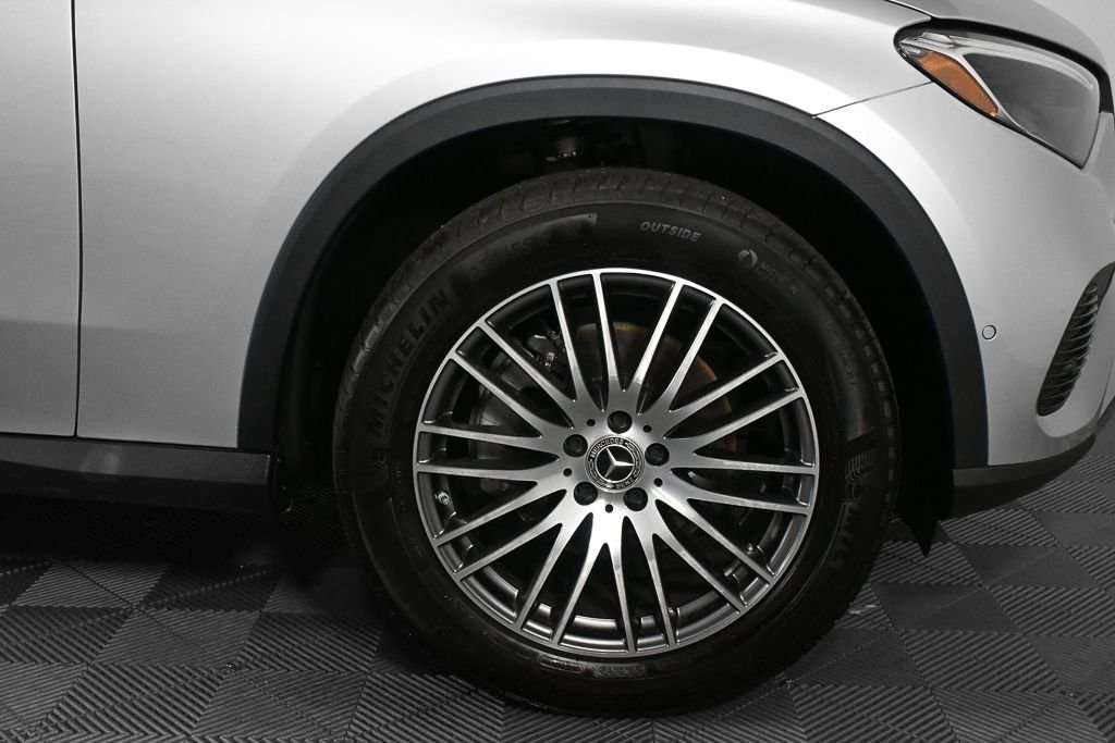 Certified Used 2026 Silver Mercedes-Benz GLC 300 image 36