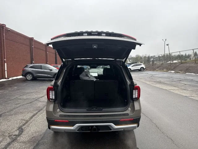 New 2026 Marsh Gray Ford Tremor® image 19