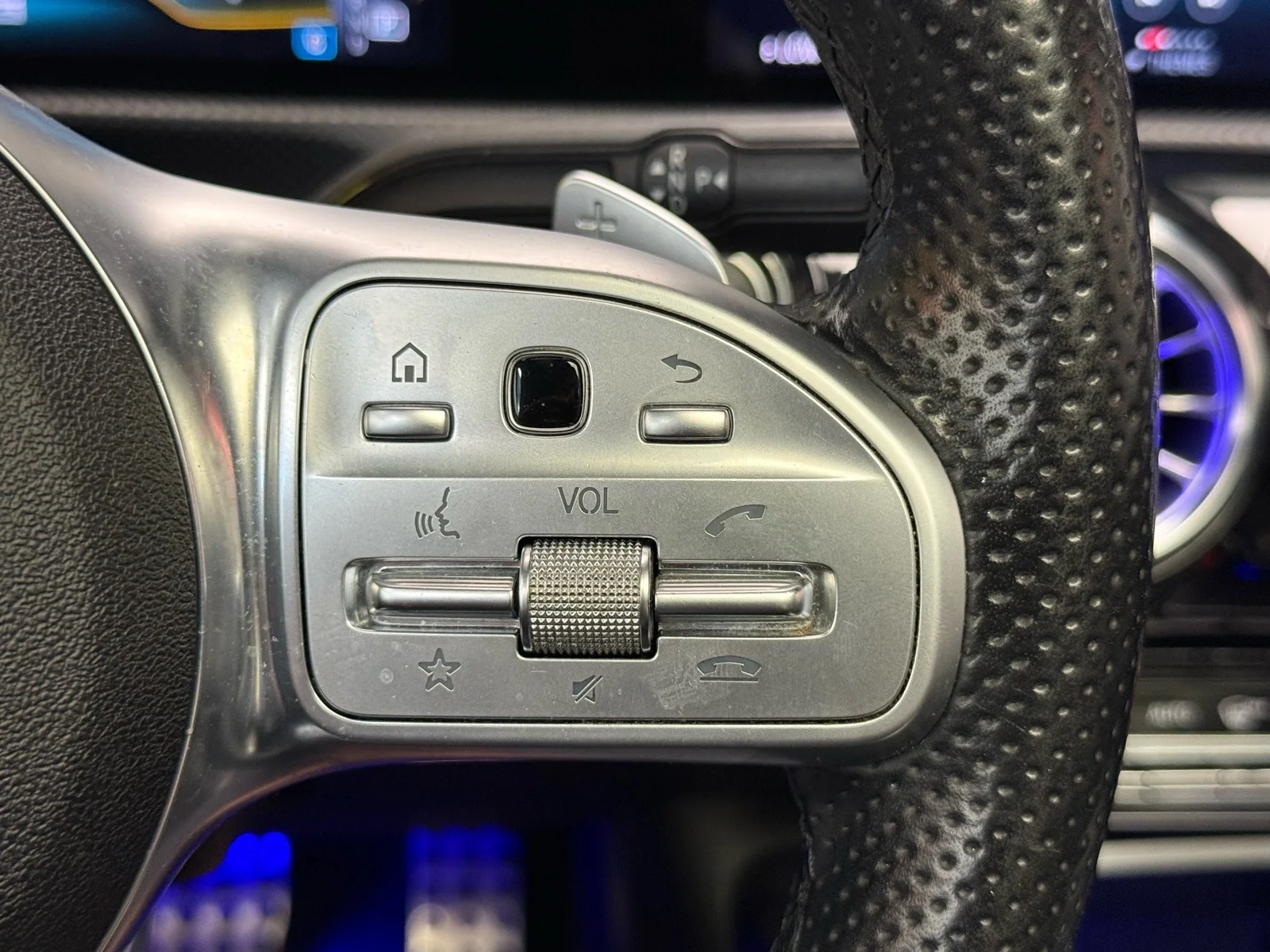 Used 2021 Digital White Metallic (144) Mercedes-Benz A 35 AMG 4MATIC  image 12