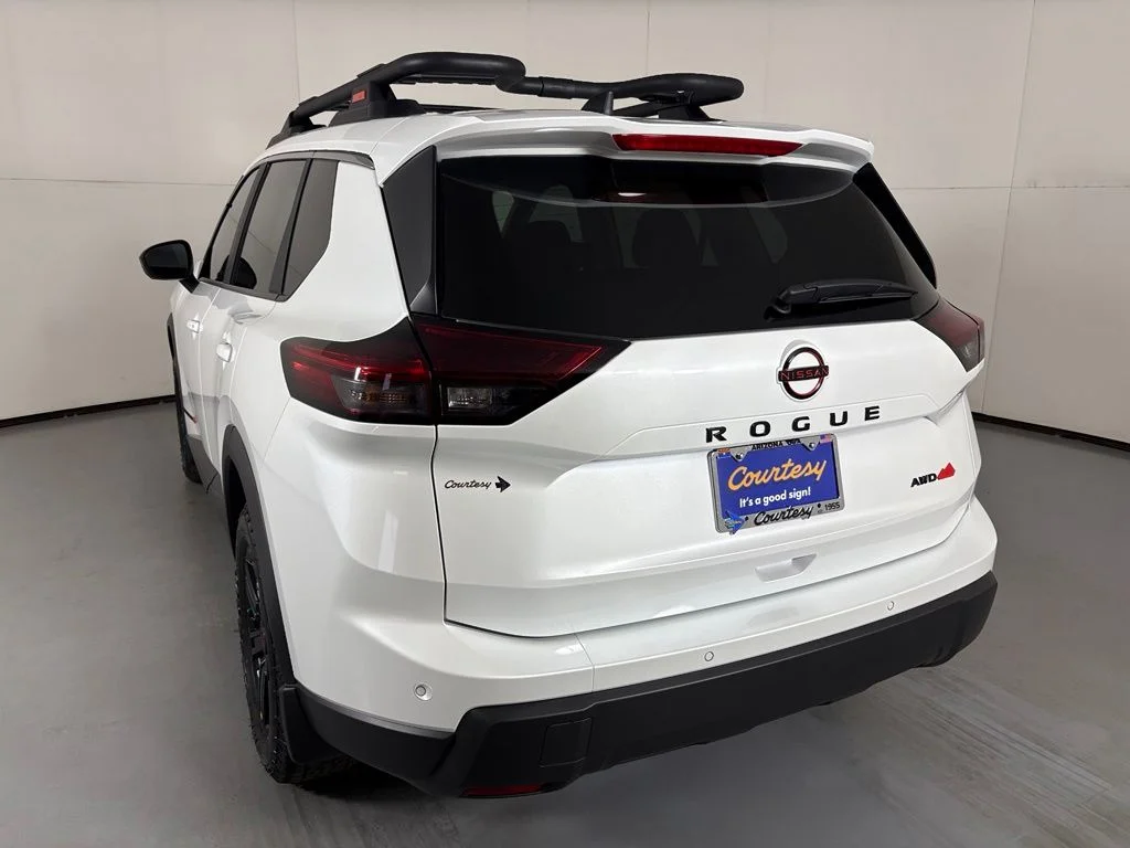 New 2026 Everest White Pearl TriCoat Nissan Rock Creek® image 6